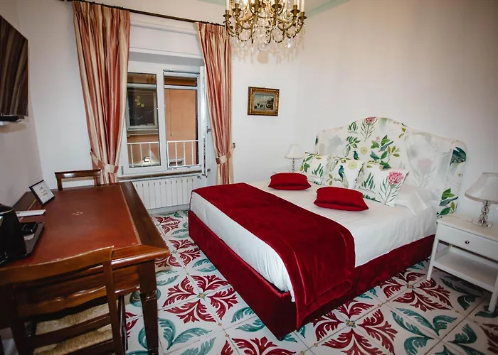 Delfini Trevi House